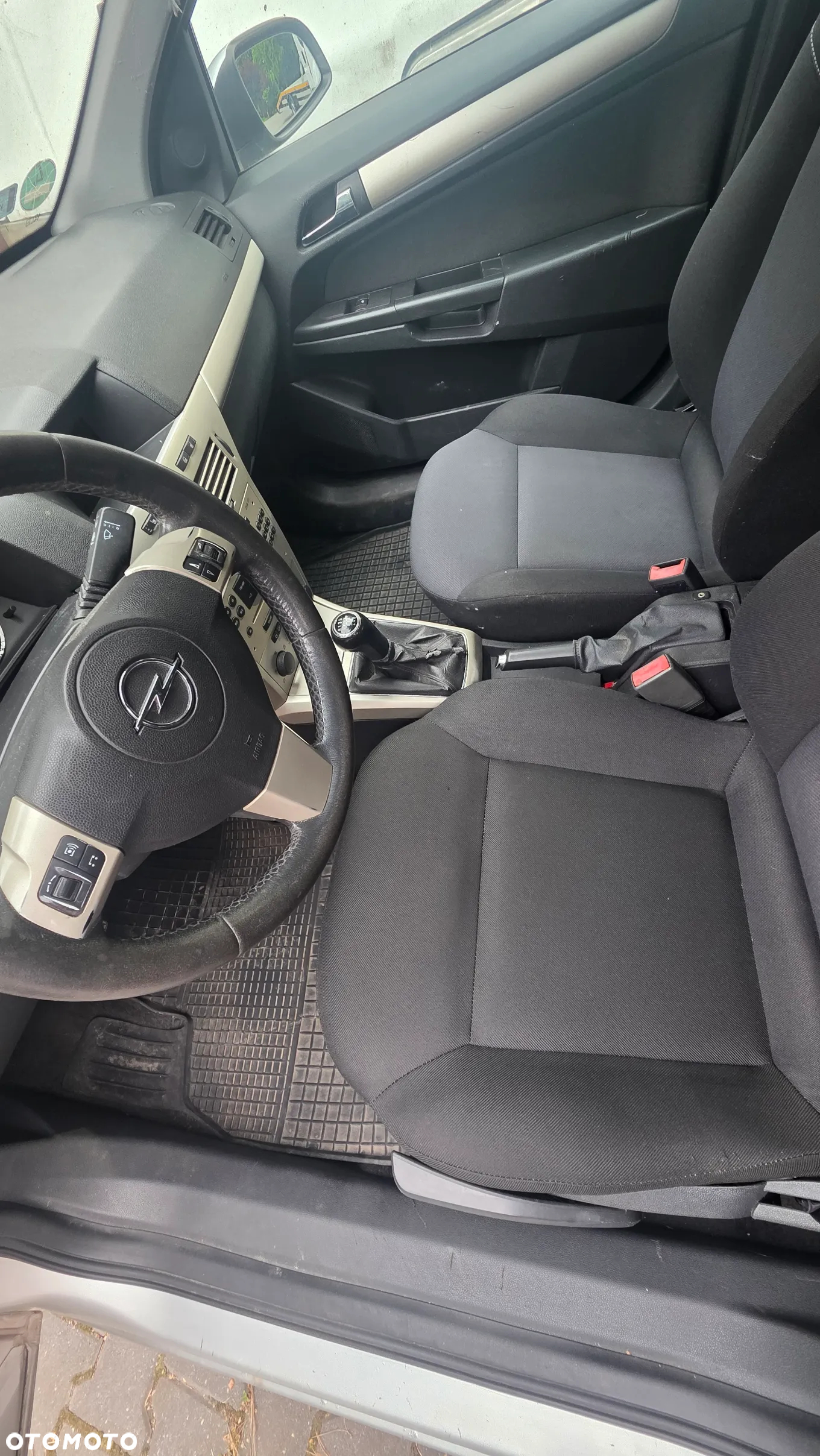 Opel Astra III 1.7 CDTI Edition - 24