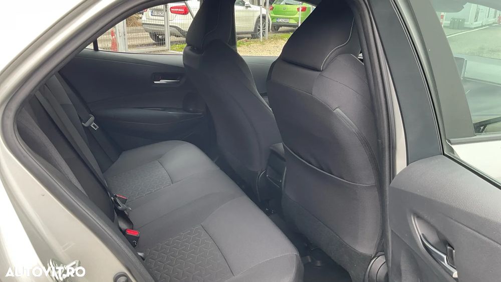 Toyota Corolla 1.8 HSD Dynamic - 14