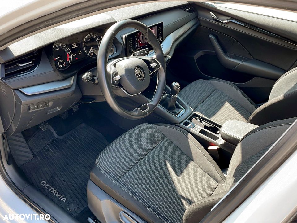 Skoda Octavia - 14