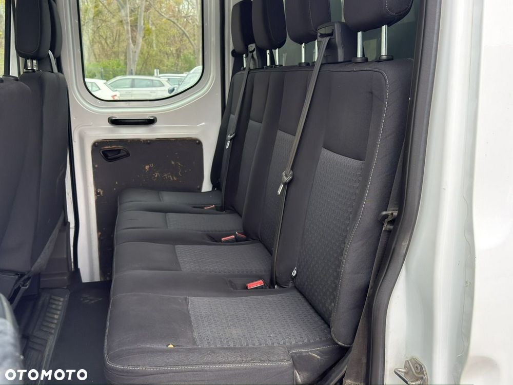Ford Transit - 13