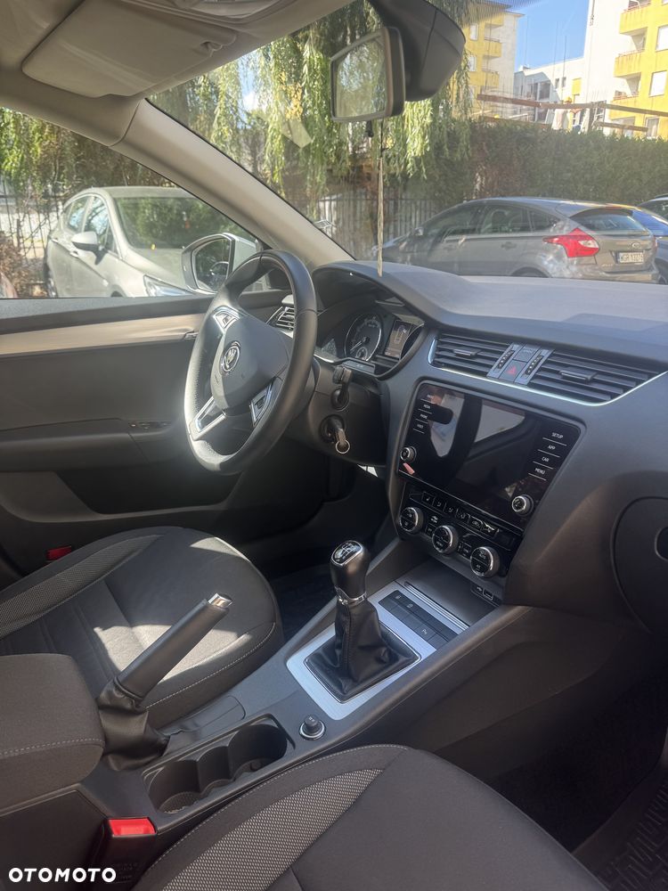 Skoda Octavia 1.5 TSI ACT Active - 6