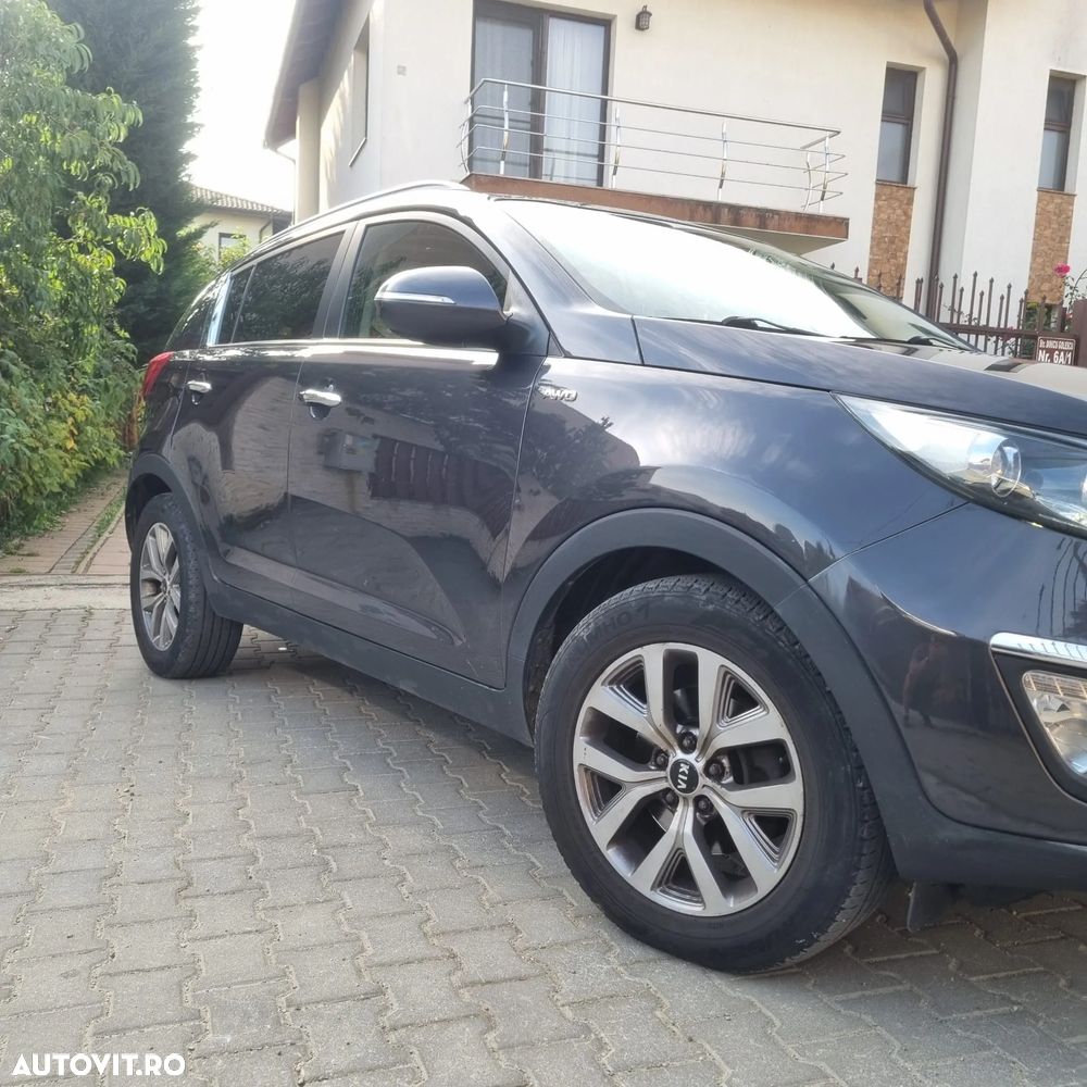 Kia Sportage 2.0 CRDI AWD Aut. Dream-Team Edition - 8