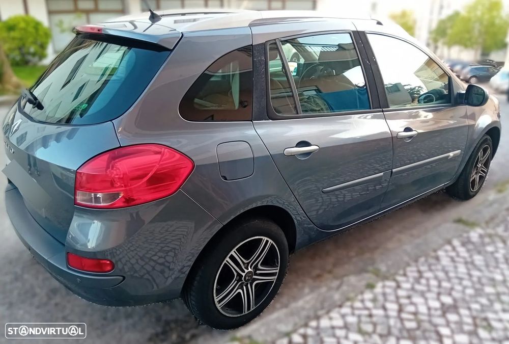 Renault Clio Sport Tourer - 4
