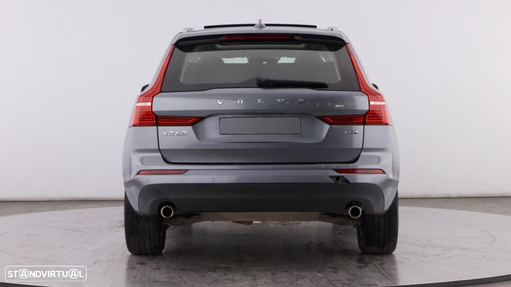 Volvo XC 60 2.0 T8 PHEV Momentum Plus AWD - 6