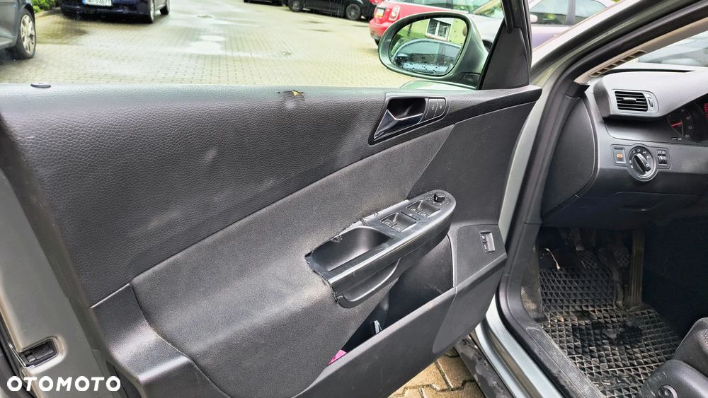 Volkswagen Passat Variant 2.0 FSI Trendline - 15