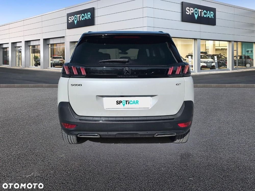 Peugeot 5008 - 6