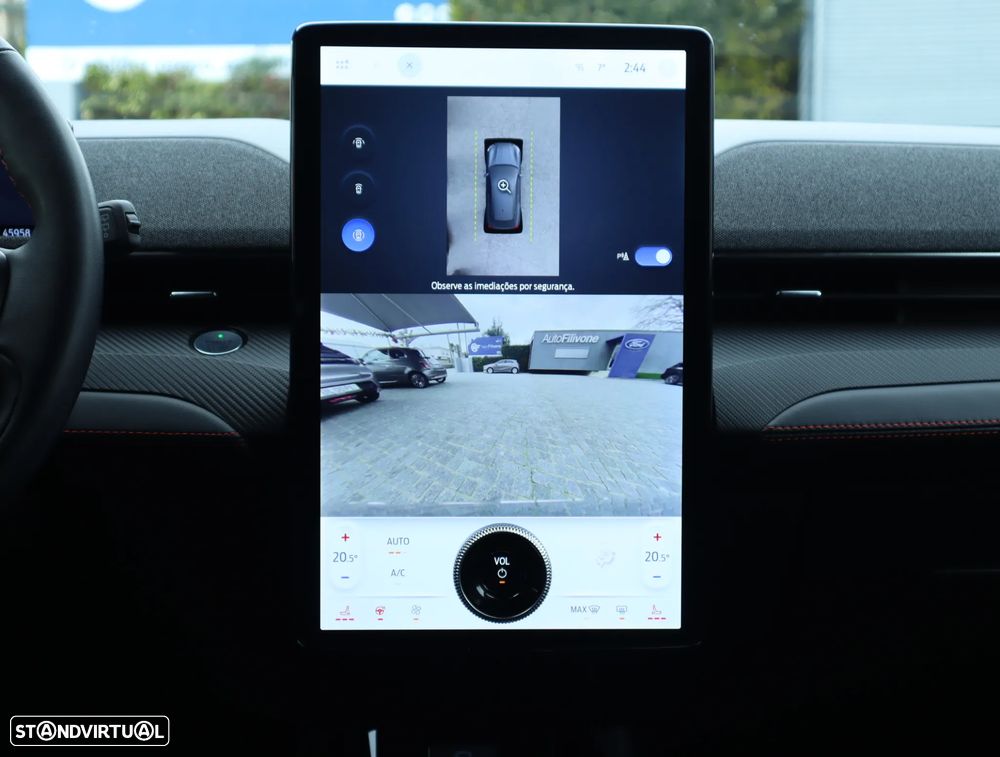 Ford Mustang Mach-E 75.7 kWh Premium AWD - 52