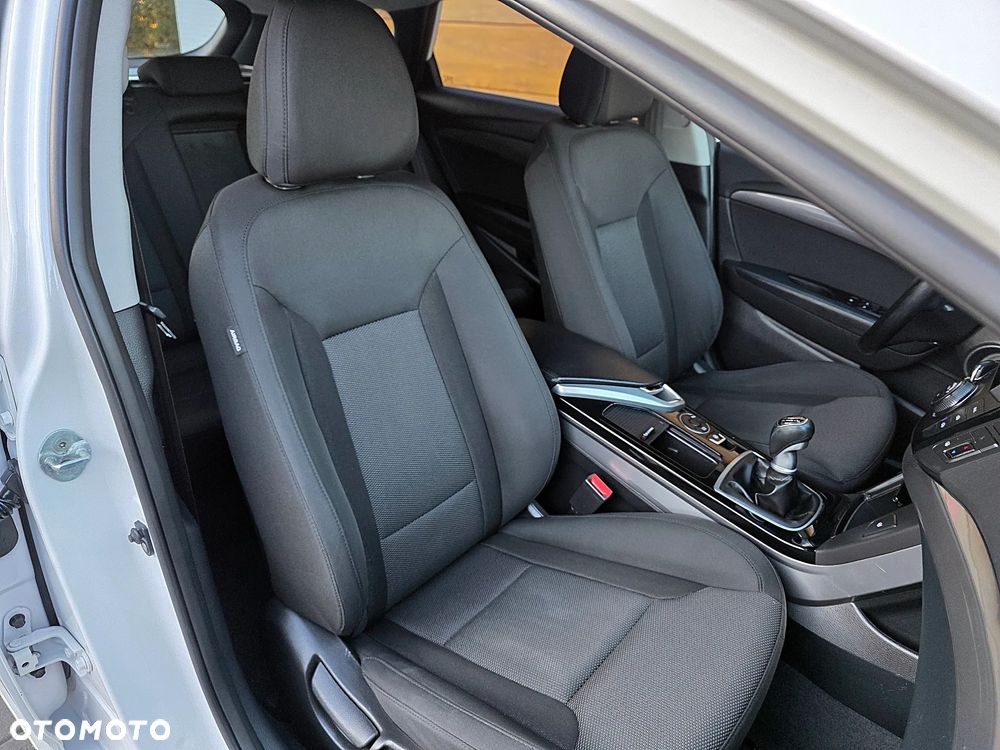 Hyundai i40 Kombi 1.7 CRDi Premium - 19