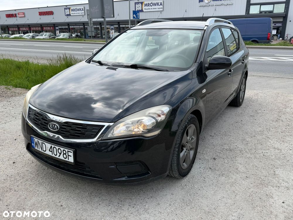Kia Ceed 1.4 CVVT Attract - 2