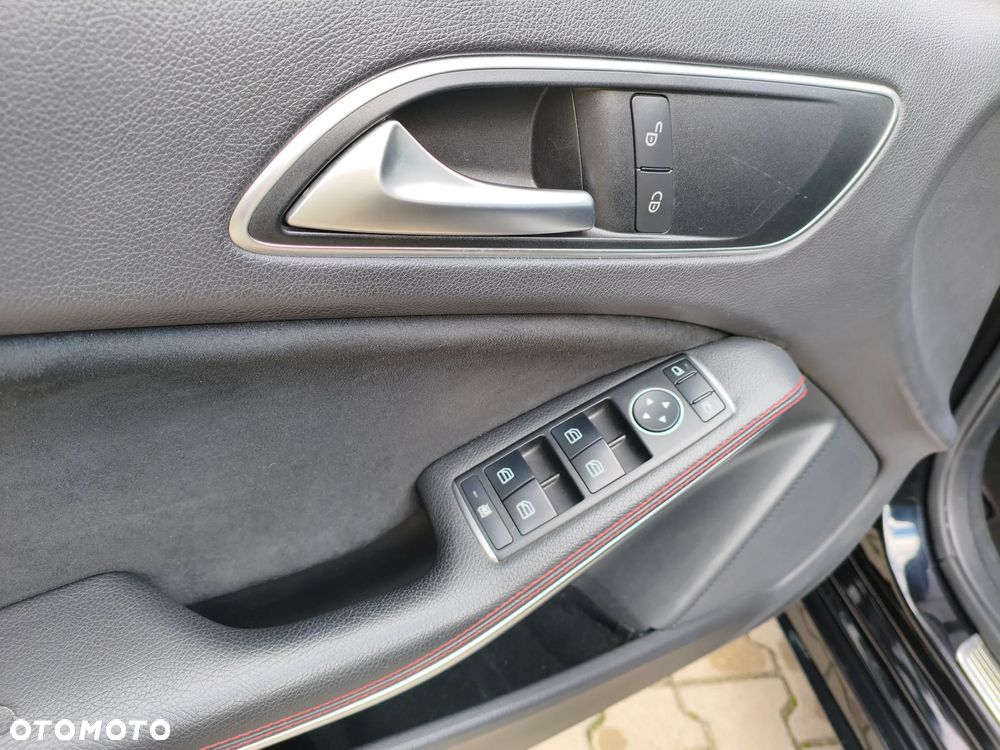Mercedes-Benz Klasa A 180 AMG Line - 15