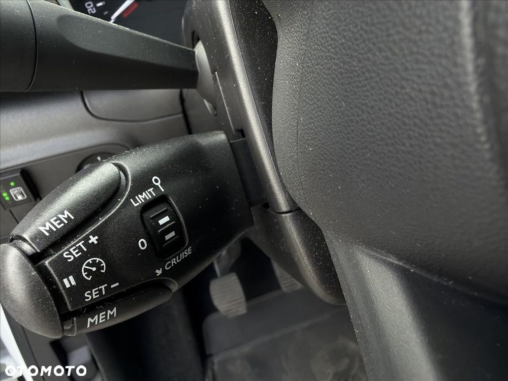 Citroën C3 1.2 PureTech Feel - 25