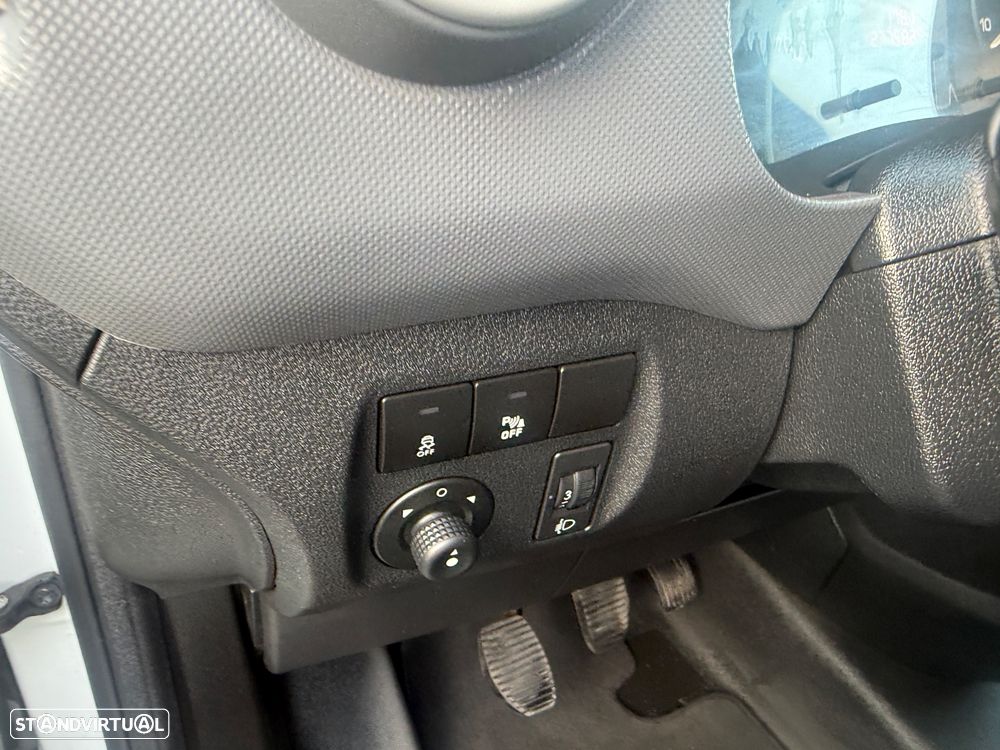 Citroën BERLINGO 1.6 HDI 3 LUG C/IVA - 25