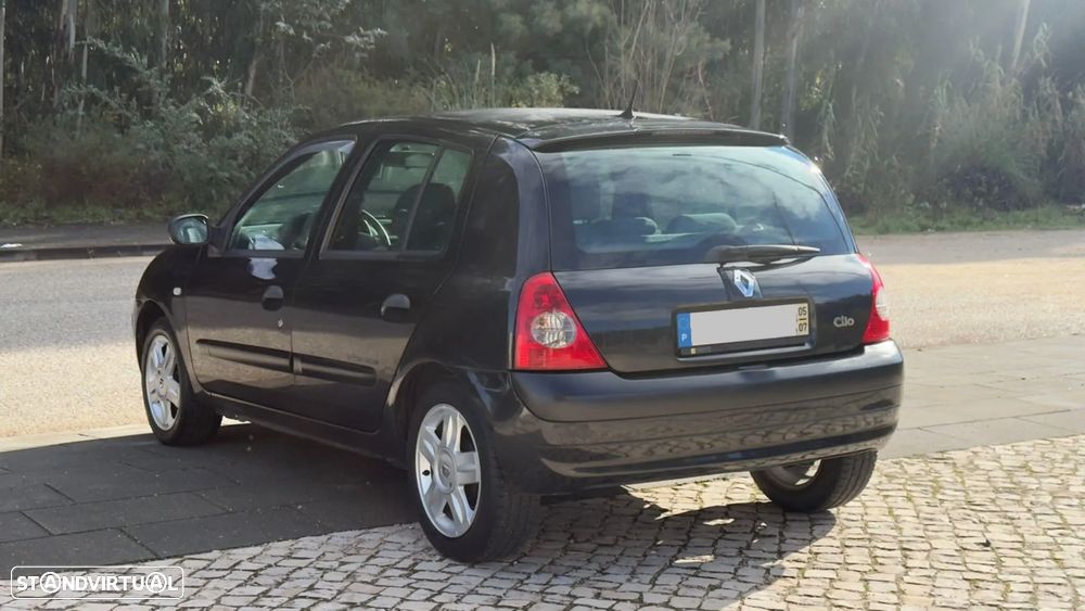 Renault Clio 1.2 16V SE Extreme - 4