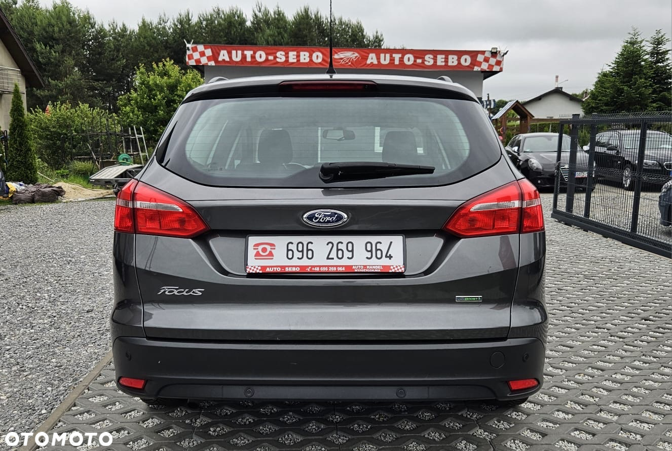 Ford Focus 1.0 EcoBoost Titanium - 18