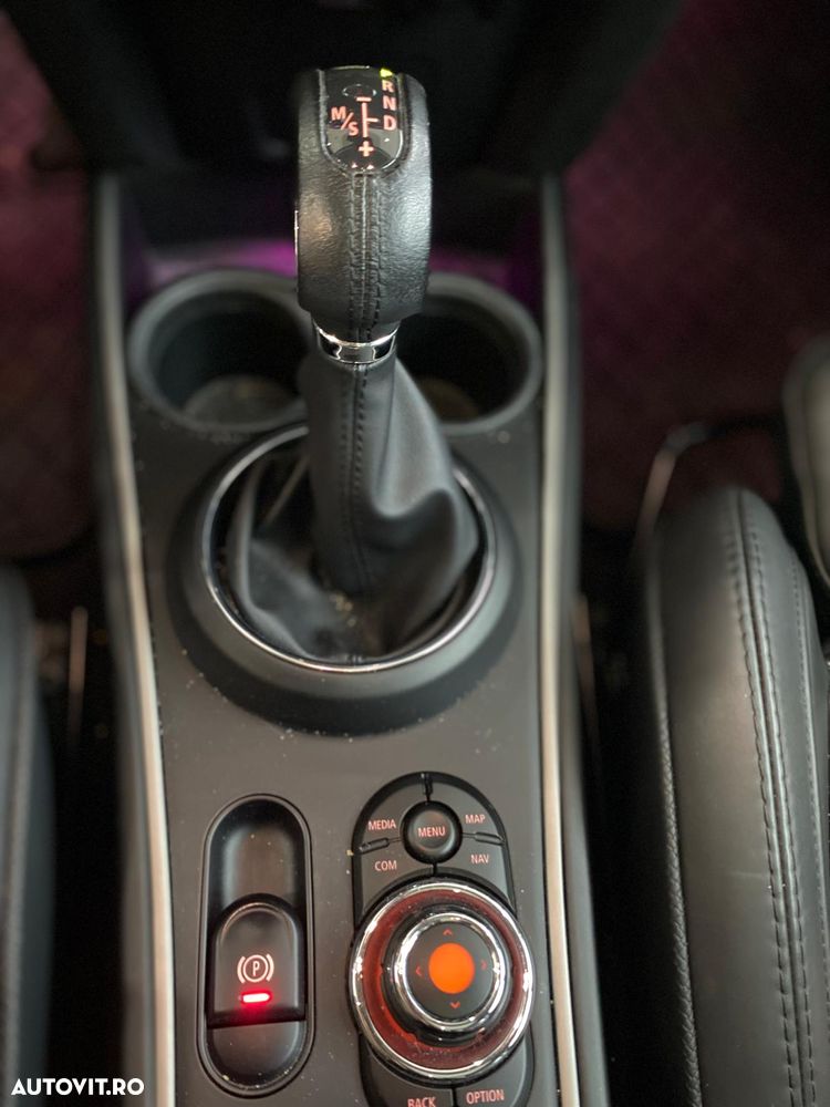 Mini Countryman - 19