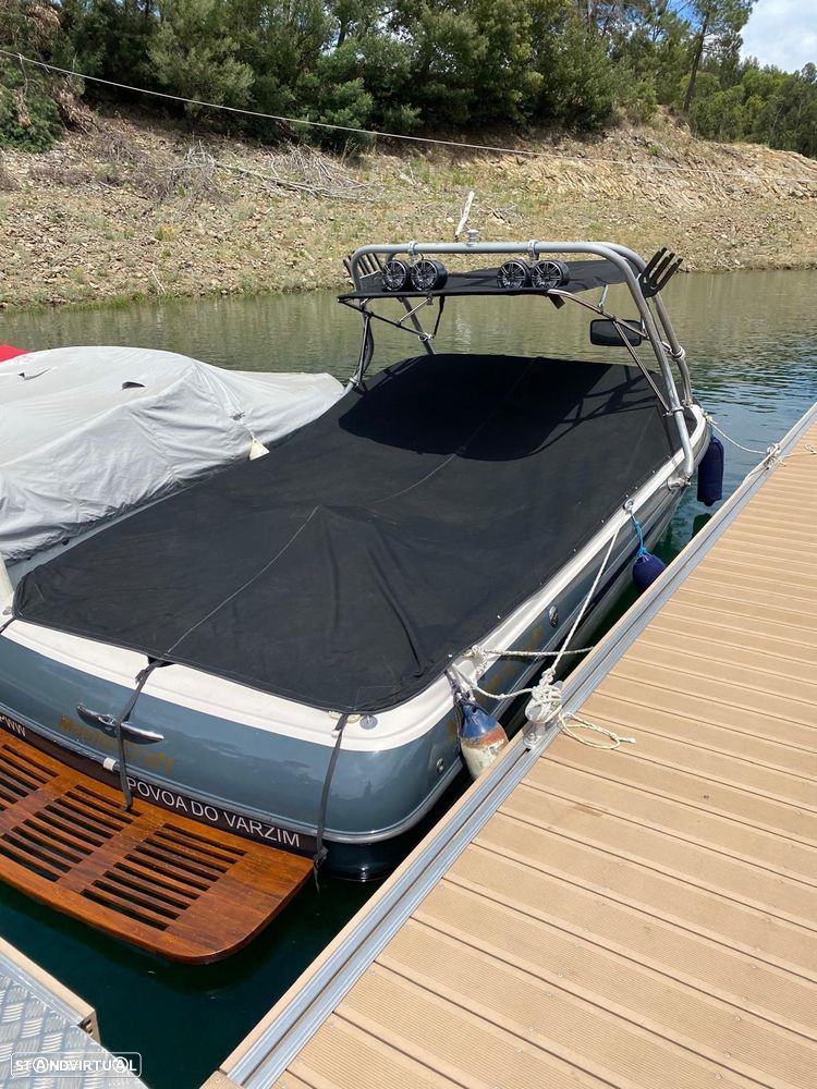 Mastercraft Maristar 225 - 4