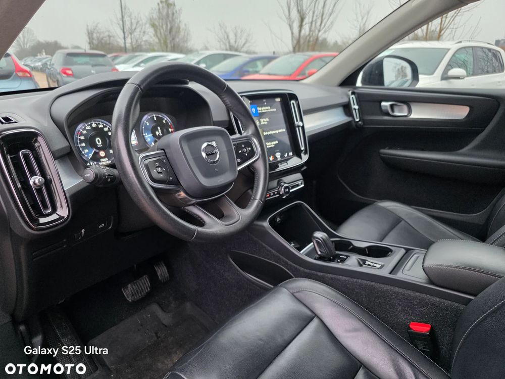 Volvo XC 40 D3 Momentum Pro - 27