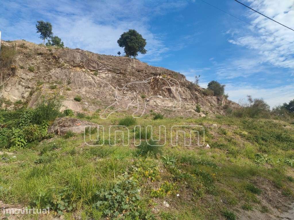 Terreno com Projeto Aprovado para Moradia em Serreleis - Grande imagem: 4/5