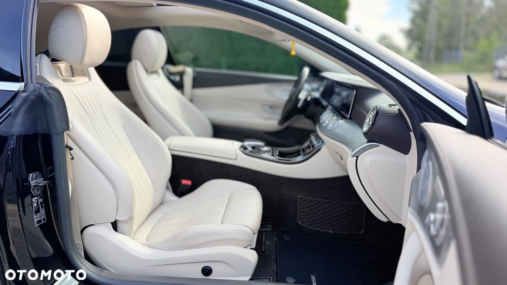 Mercedes-Benz Klasa E 220 d 4Matic 9G-TRONIC AMG Line - 22