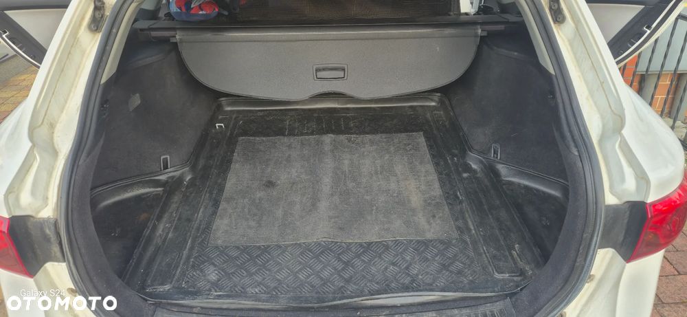 Toyota Avensis 1.8 Multidrive Business Edition - 11