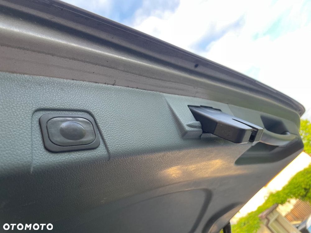 Ford Grand C-MAX - 16