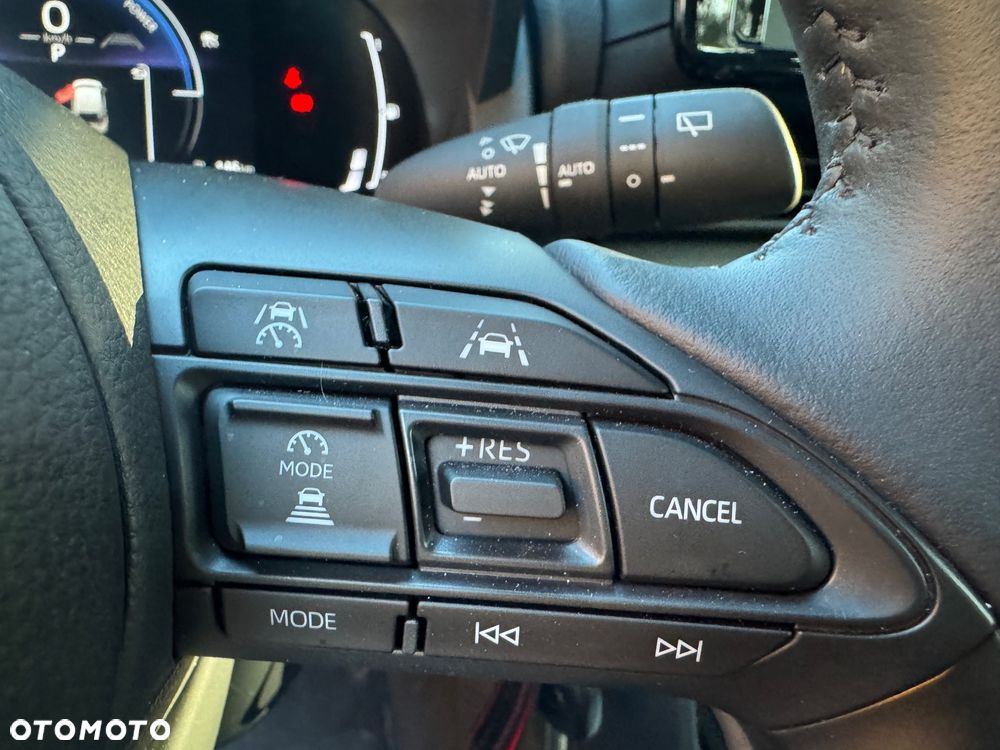 Toyota Yaris Cross Hybrid 1.5 Comfort - 16