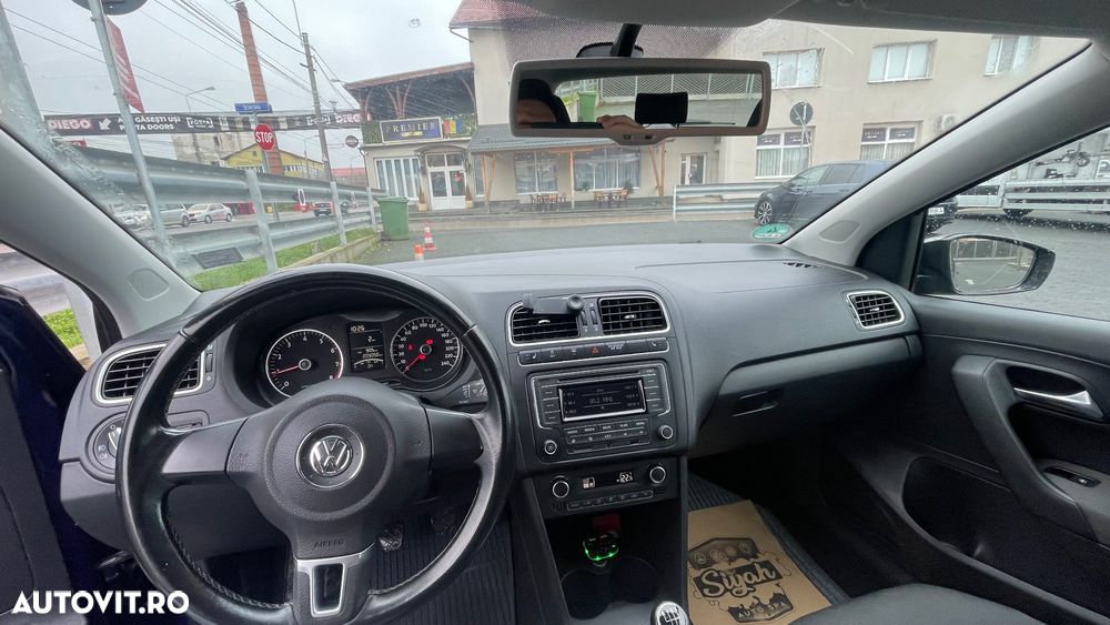 Volkswagen Polo ver-1-2-tsi-blue-motion-technology-style - 14