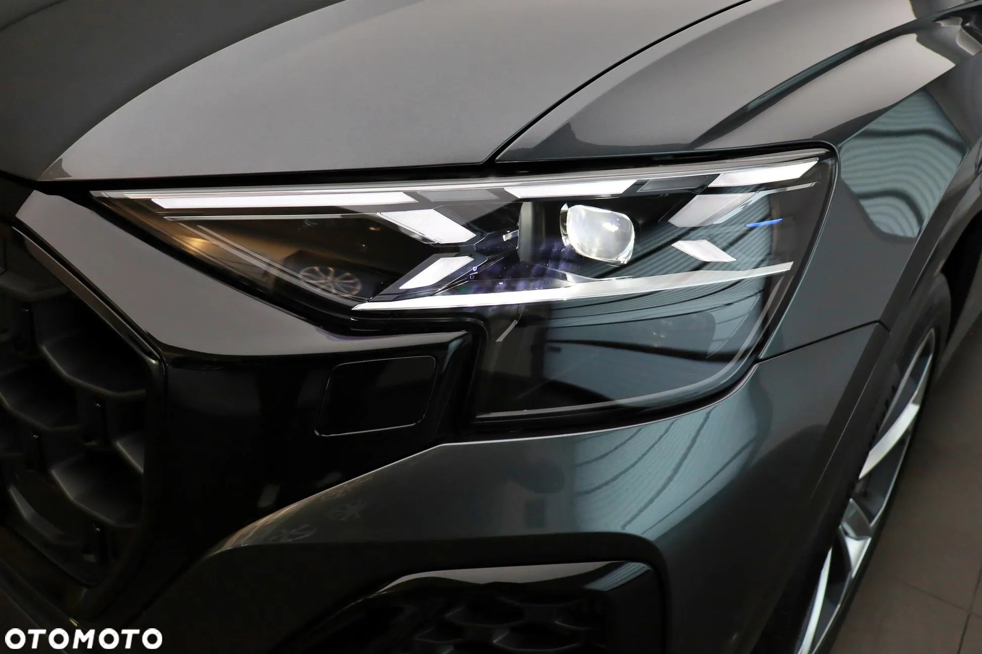 Audi Q8 - 11