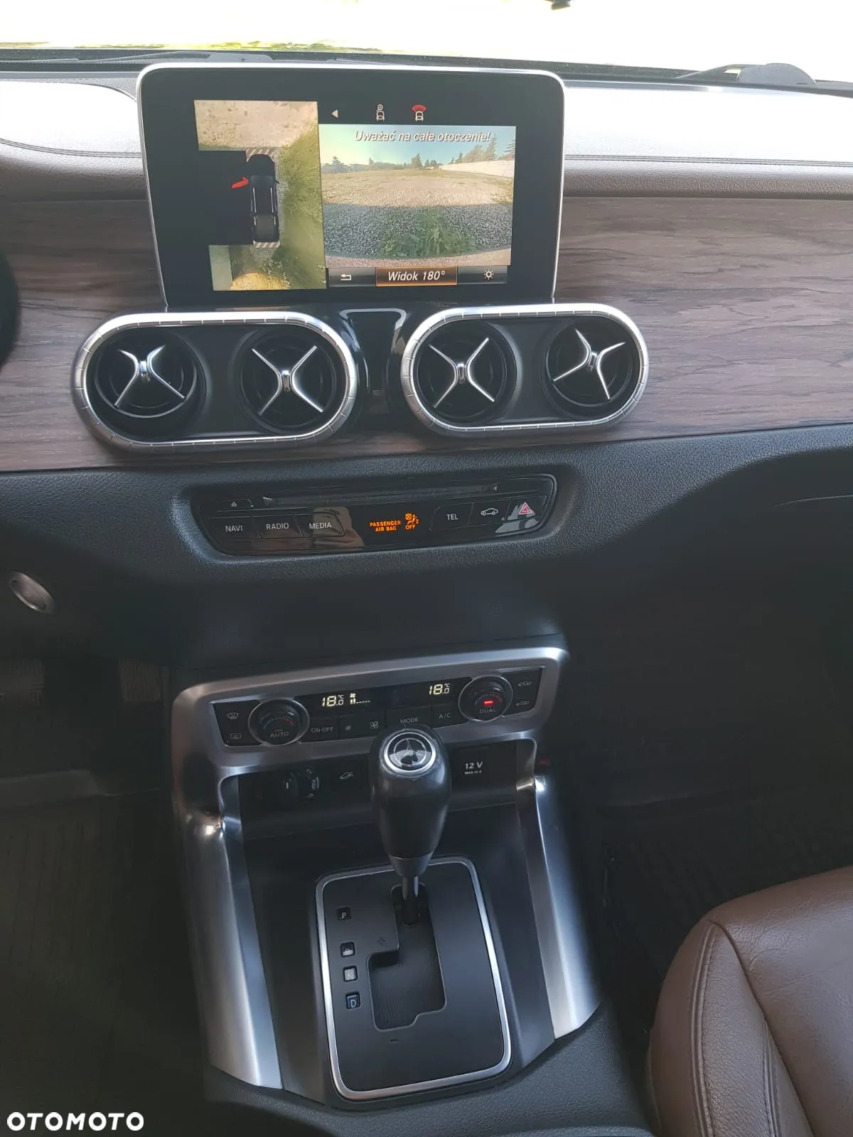 Mercedes-Benz X-KLASSE - 8