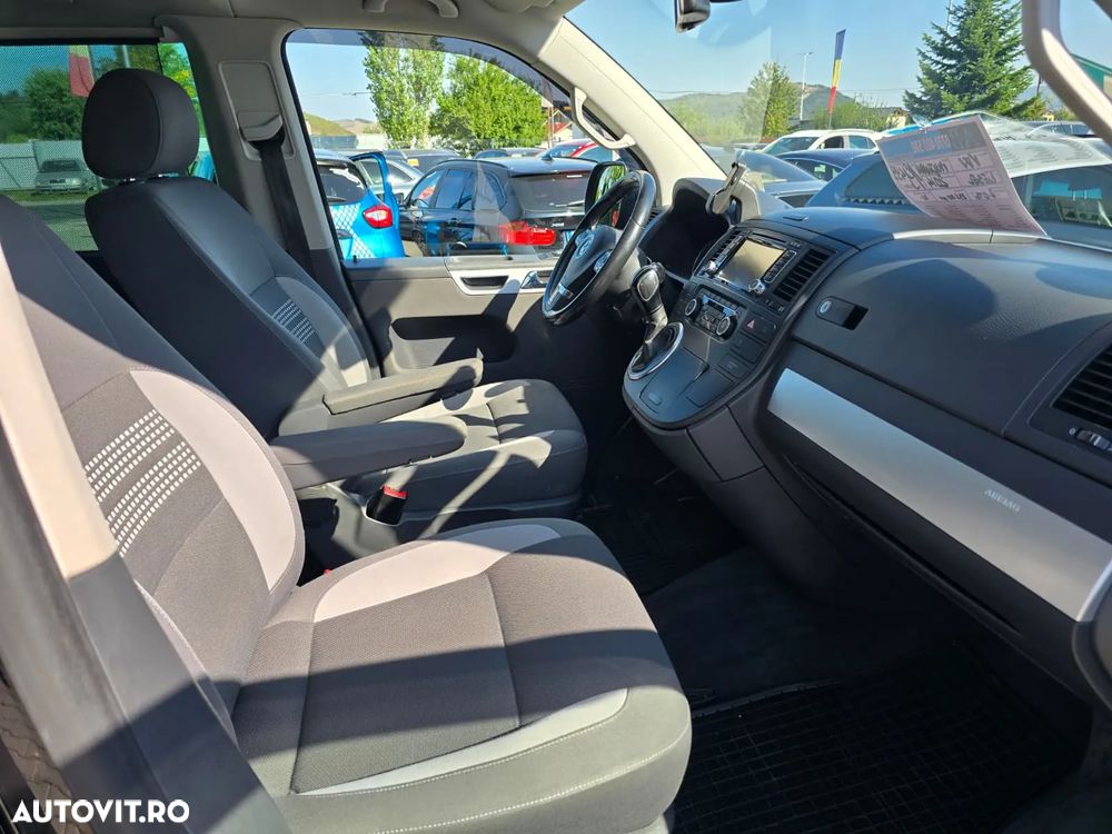 Volkswagen Multivan - 10