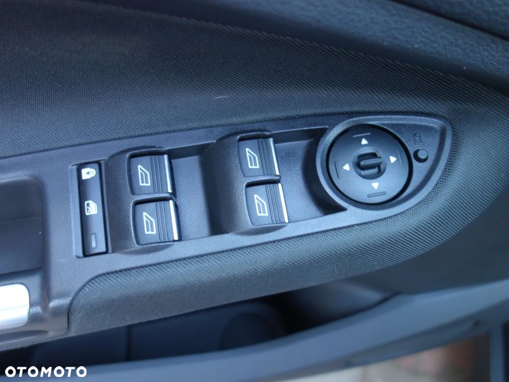 Ford C-MAX 2.0 TDCi Start-Stop-System Titanium - 29