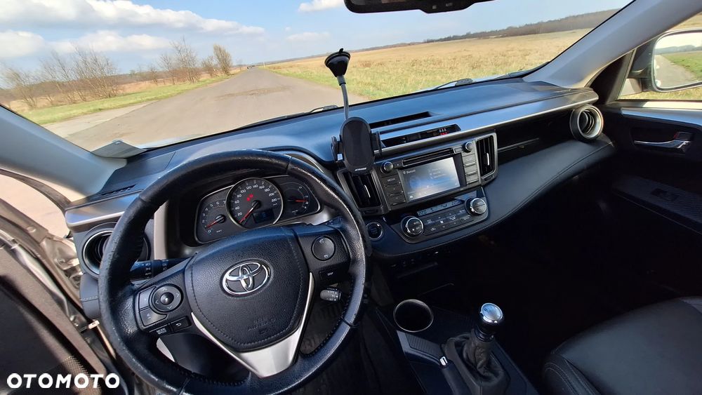 Toyota RAV4 2.0 D-4D Prestige - 15