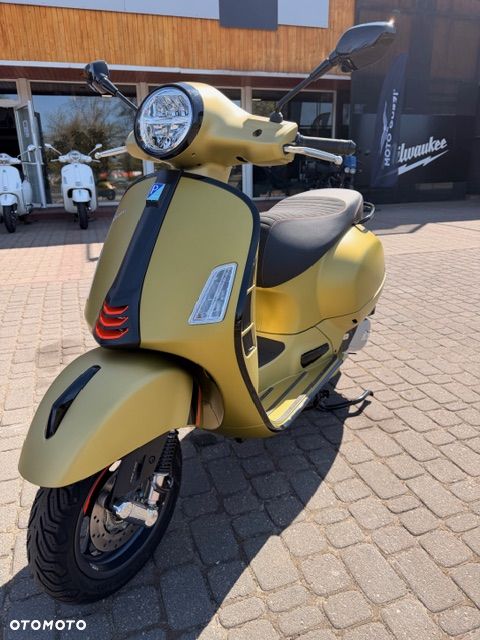 Vespa GTS - 3