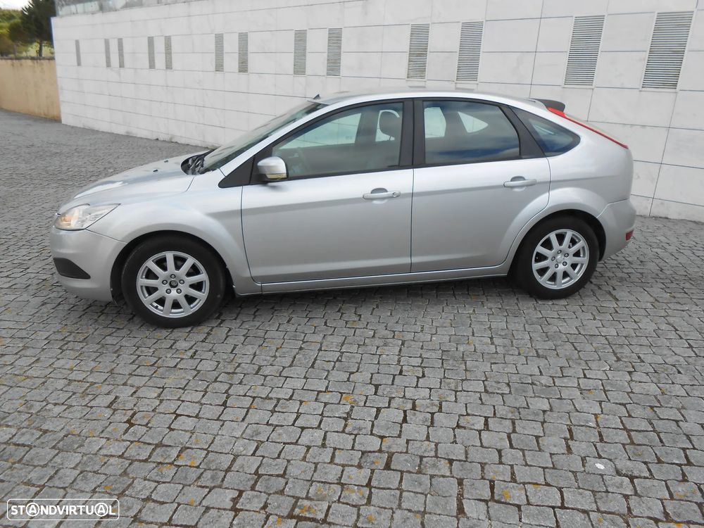 Ford Focus 1.6 TDCi ECOnetic - 8