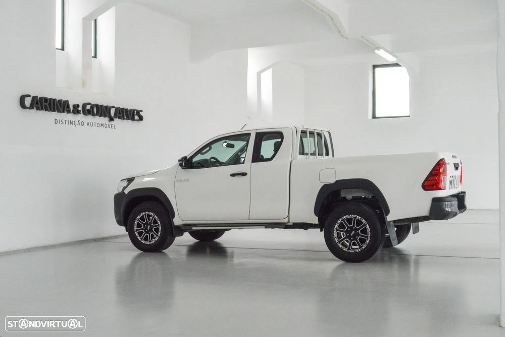 Toyota Hilux 2.4 D-4D 4X2 Cabine Extra 3L - 51