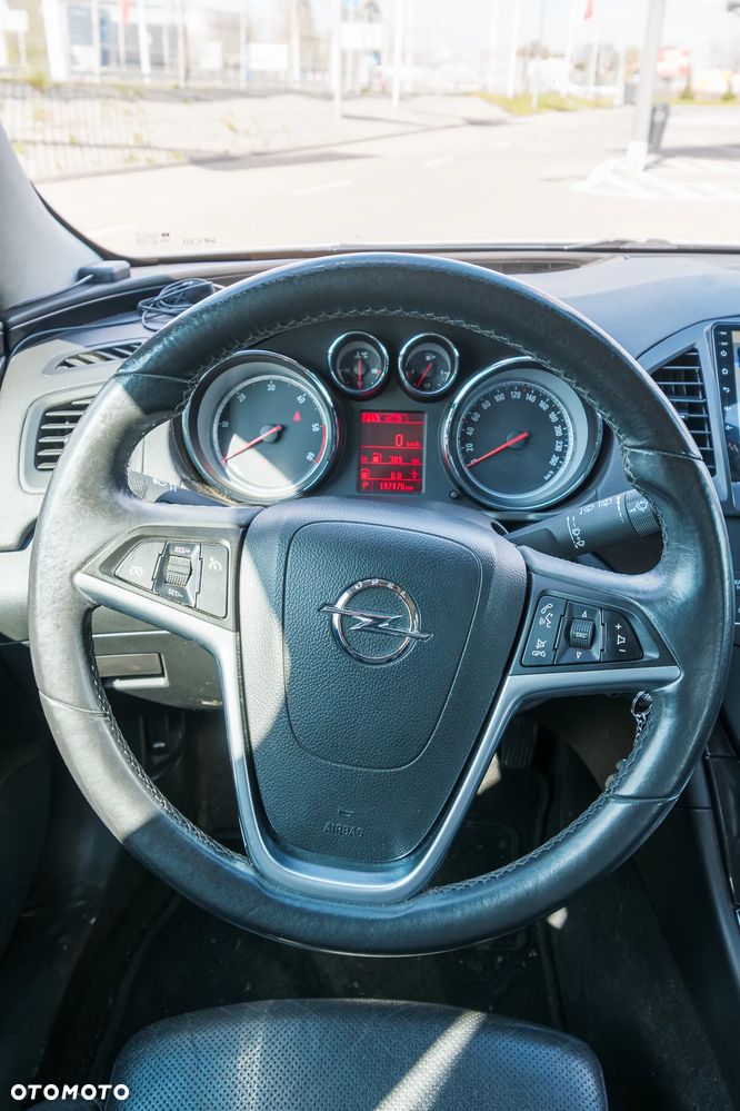 Opel Insignia 2.0 CDTI - 14
