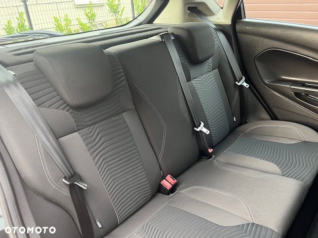 Ford Fiesta - 8