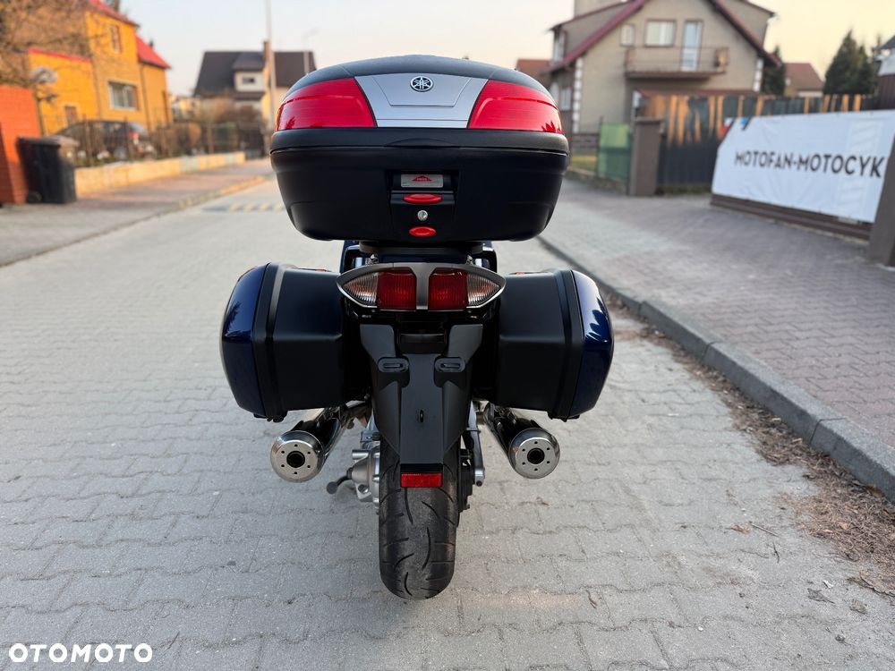 Yamaha FJR - 11