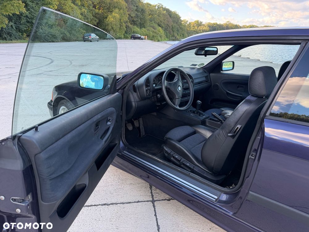BMW Seria 3 328i - 10