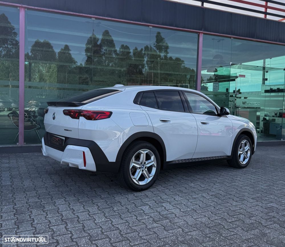 BMW iX2 eDrive20 - 4