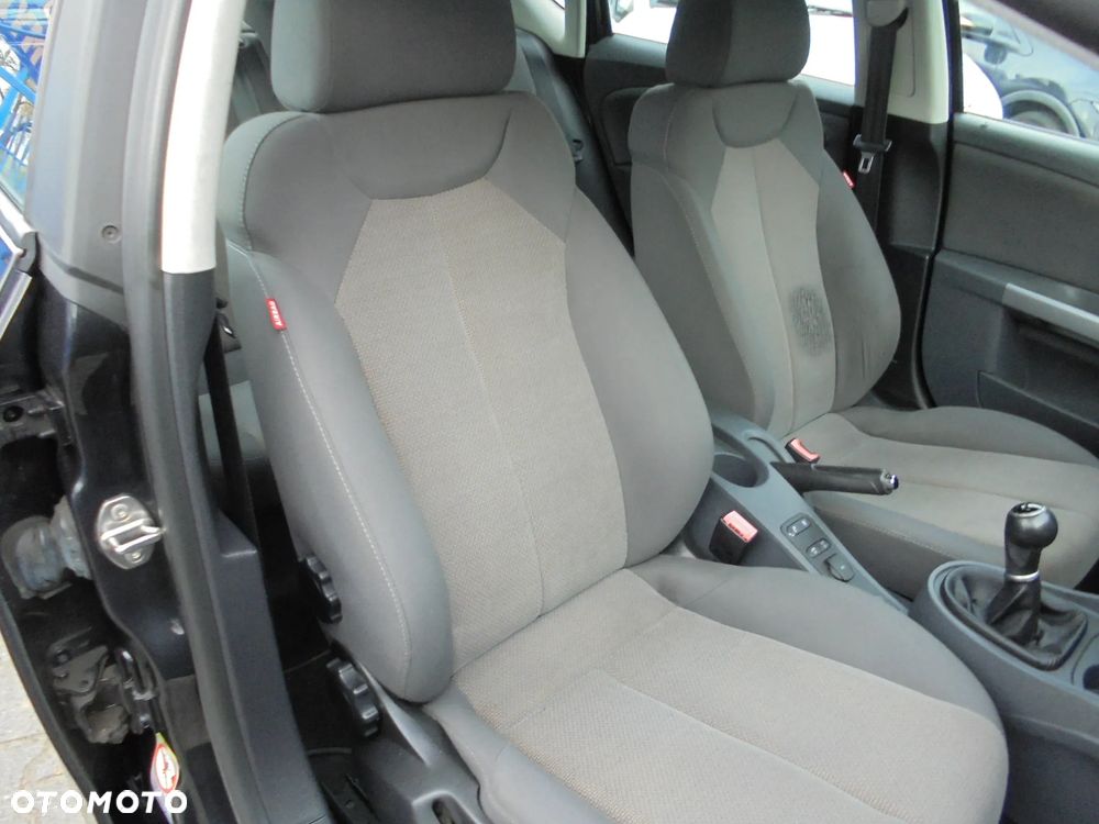 Seat Leon 1.6 TDI DPF Style - 14