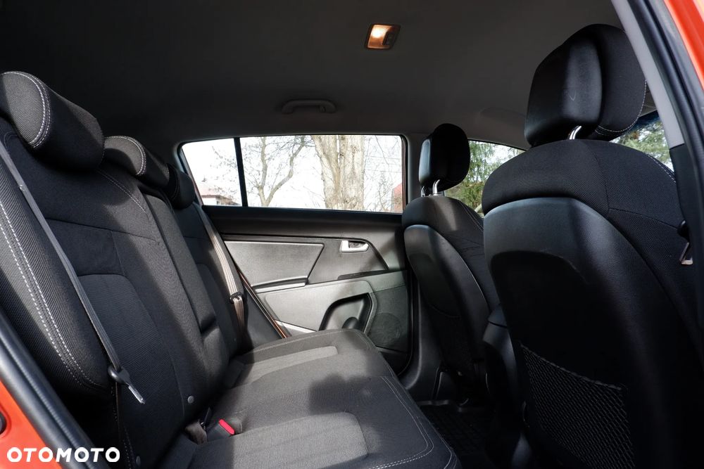 Kia Sportage 1.7 CRDI 2WD Attract - 12