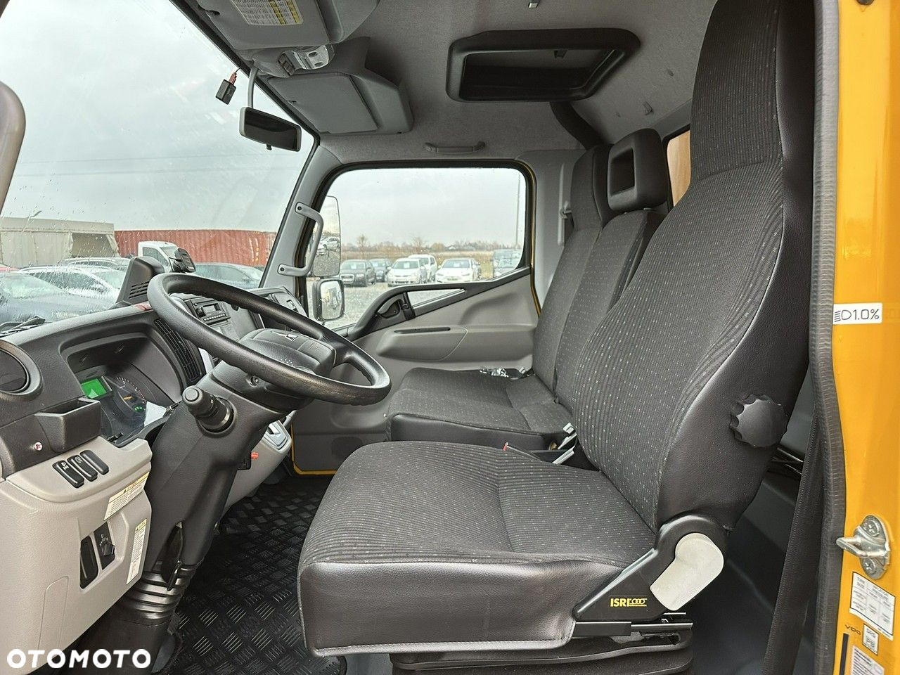 Mitsubishi Fuso Canter - 10