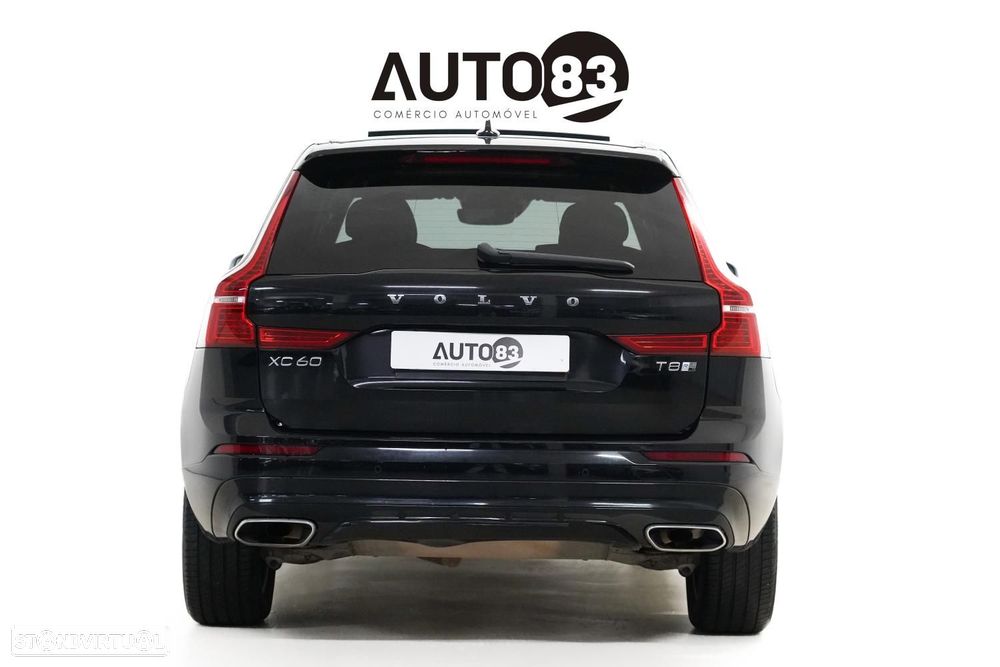 Volvo XC 60 2.0 T8 PHEV R-Design AWD - 4