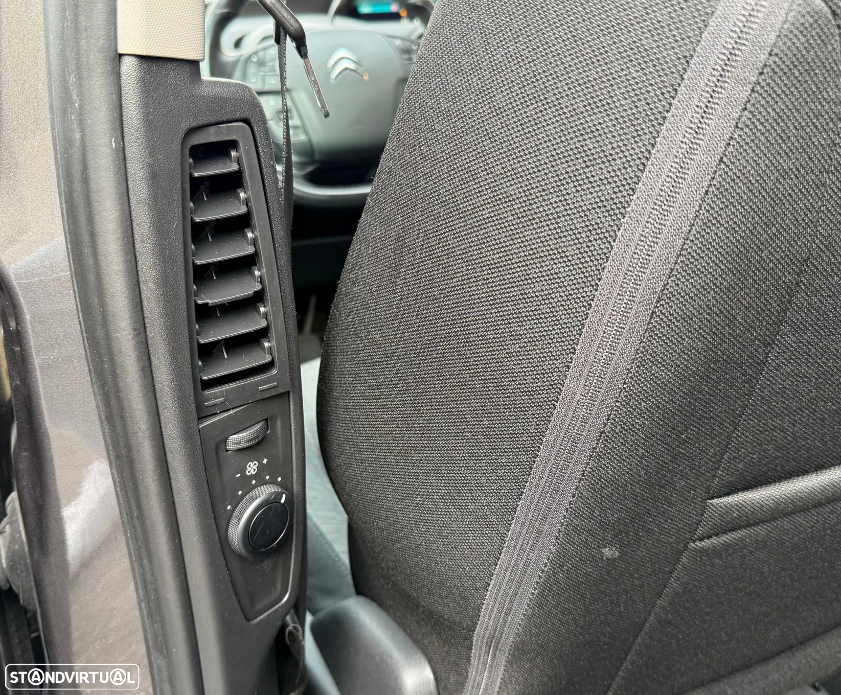 Citroën C4 Spacetourer BlueHDi 130 Stop&Start EAT8 SHINE - 20