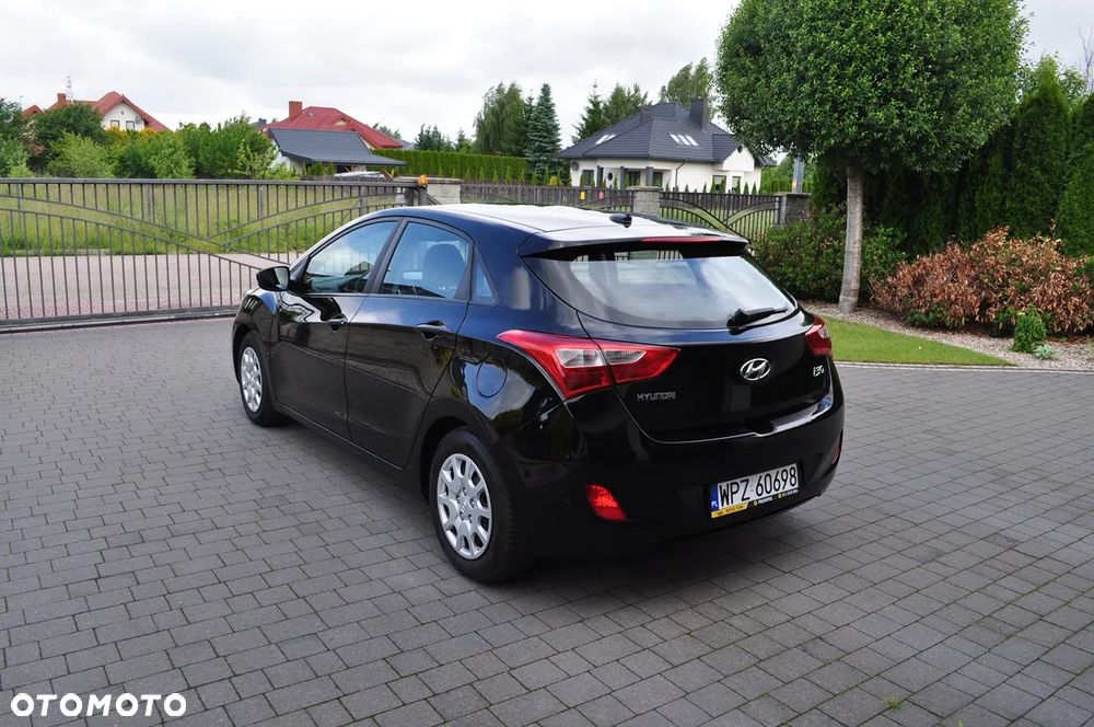 Hyundai i30 1.4 Fifa World Cup Edition - 18
