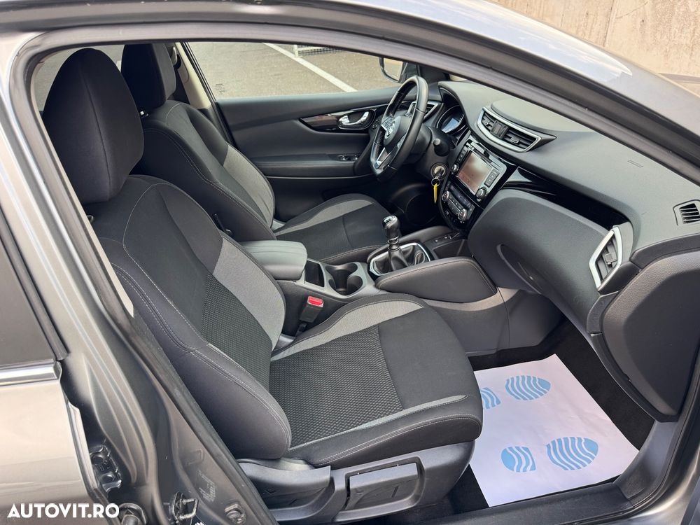 Nissan Qashqai 1.5 DCI VISIA - 13