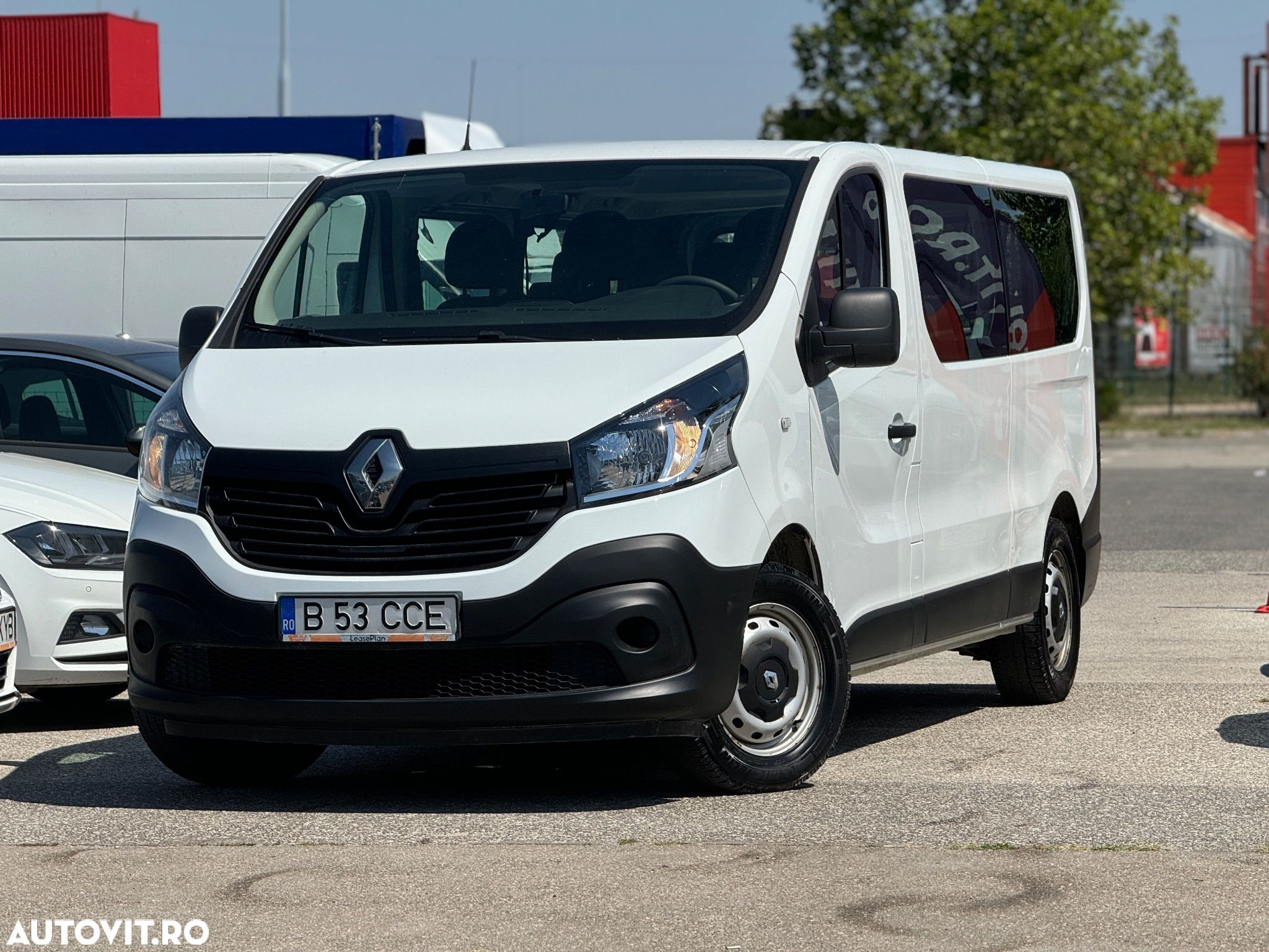 Renault Trafic - 1