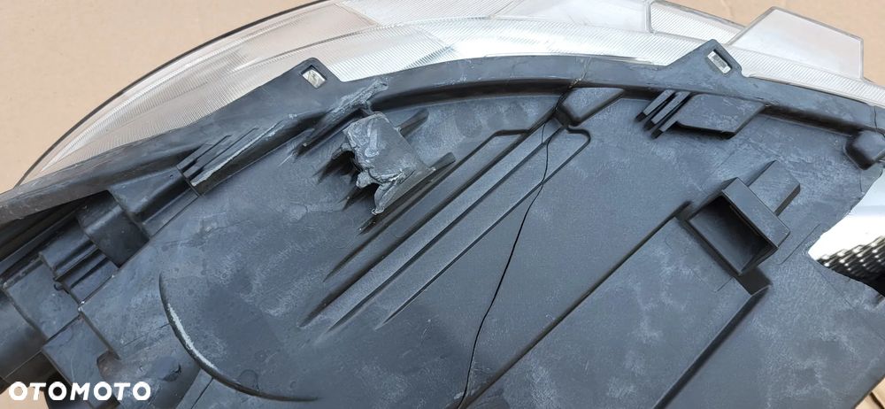 LAMPA PRAWY PRZOD MERCEDES SPRINTER 907 9109060100 - 9