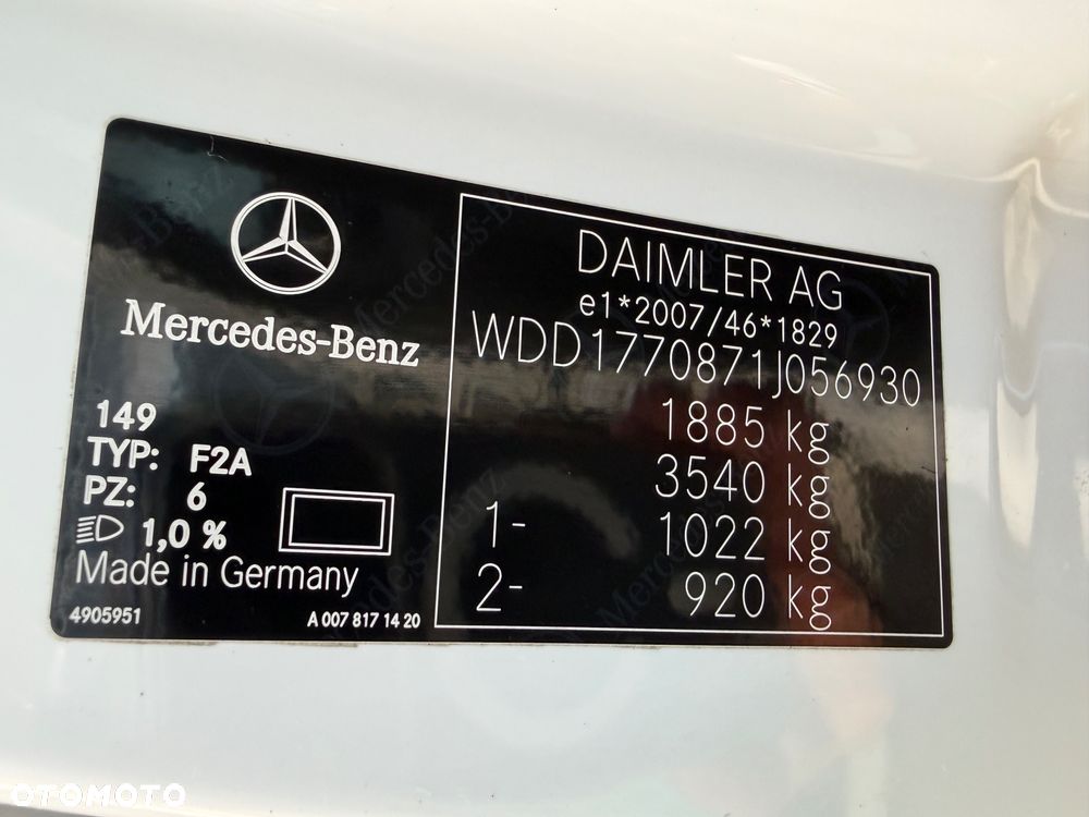 Mercedes-Benz Klasa A 200 7G-DCT AMG Line - 40